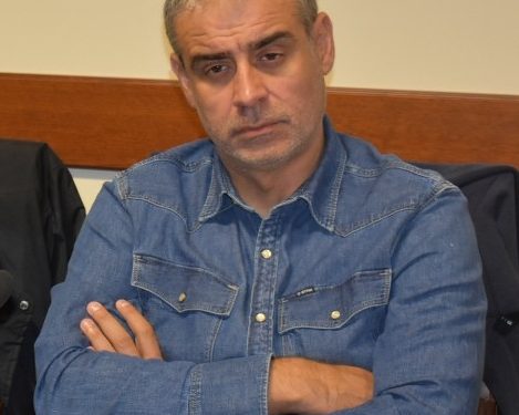 ΚΑΘΑΡΗ ΘΕΣΗ ΣΤΑΥΡΑΚΑΡΑ!  Ψήφισε ΠΑΡΩΝ στη συνεδρίαση της Οικονομικής  Επιτροπής, επειδή δεν ήταν κατεπείγοντος χαρακτήρα!