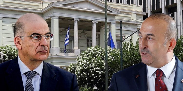 ΔΕΝΔΙΑΣ ΣΕ ΤΣΑΒΟΥΣΟΓΛΟΥ:  Δεν δικαιούστε να κάνετε μαθήματα  ανθρωπίνων δικαιωμάτων