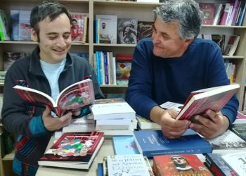 Εκδόσεις ΣΠΑΝΙΔΗ: Χριστόφορος Μαλικιώσης – Από τα θρανία στο… σανίδι! 4 θεατρικά έργα για μαθητές
