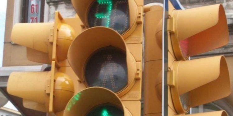 Η Περιφερειακή Ένωση Τυφλών Θράκης ζητάει την τοποθέτηση των ηχητικών σημάνσεων στα φανάρια της πόλη μας   