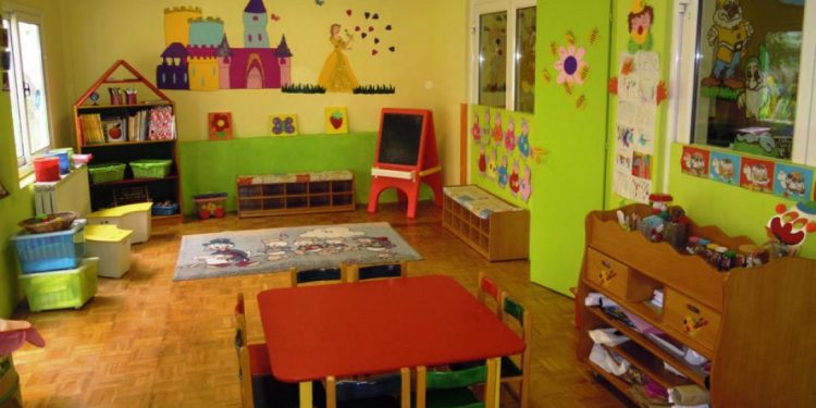 Διδασκαλία της τουρκικής γλώσσας στα νηπιαγωγεία ζητούν Τουρκικό Κόμμα DEB και οι Τουρκόφρονοι σύλλογοι που νομιμοποίησε  ο Μανώλης Τσέπελης με την παρουσία του