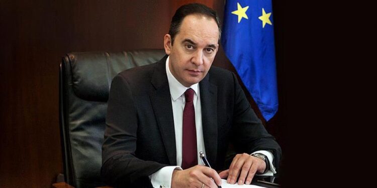 Τροποποιούνται οι χερσαίες ζώνες στα λιμάνια Σαμοθράκης, Καβάλας και Κέρκυρας