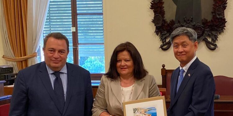 ΠΡΟΣΚΛΗΣΗ ΕΥΡΙΠΙΔΗ ΣΤΥΛΙΑΝΙΔΗ ΣΤΟΝ ΠΡΕΣΒΗ ΤΗΣ Ν.ΚΟΡΕΑΣ ΝΑ ΕΠΙΣΚΕΦΘΕΙ ΤΗ ΘΡΑΚΗ