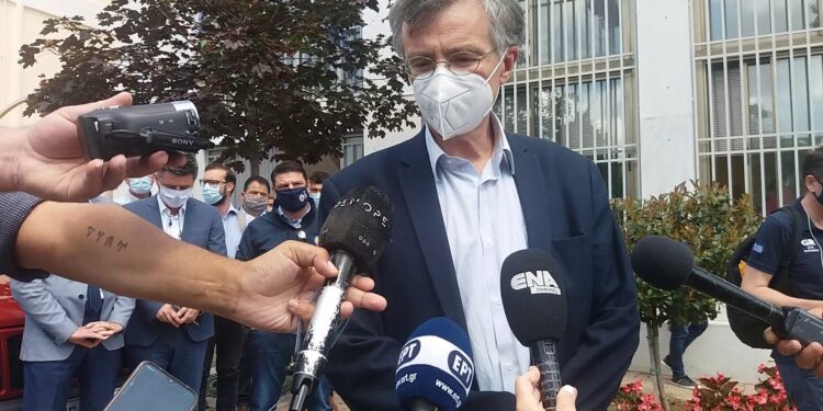 Τσιόδρας από Ξάνθη: Να μην πάει χαμένη η μεγάλη προσπάθεια που κάναμε – Νίκος Χαρδαλιάς: Τα επόμενα 24ωρα θα είναι δύσκολα!