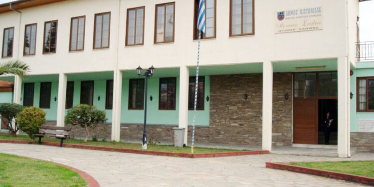 Παρατείνεται μέχρι και την Παρασκευή 5 Ιουνίου η περίοδος  υποβολής αίτησης για την εισαγωγή μαθητών στο Μουσικό Σχολείο Ξάνθης