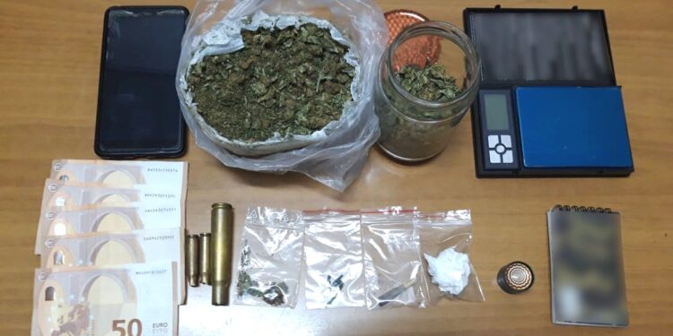 Συνελήφθη ημεδαπός στην Αλεξανδρούπολη για διακίνηση ναρκωτικών 