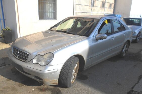 Συνελήφθη στην Νέα Κεσσάνη αλλοδαπός διακινητής που μετέφερε 7 παράνομους μετανάστες