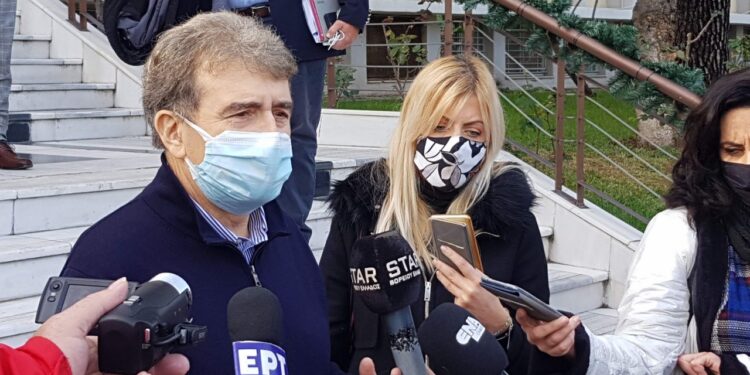 Χρυσοχοΐδης: ΣΕ ΟΡΙΑΚΗ ΚΑΤΑΣΤΑΣΗ Η ΞΑΝΘΗ!  Περισσότερα τεστ και αστυνόμευση!