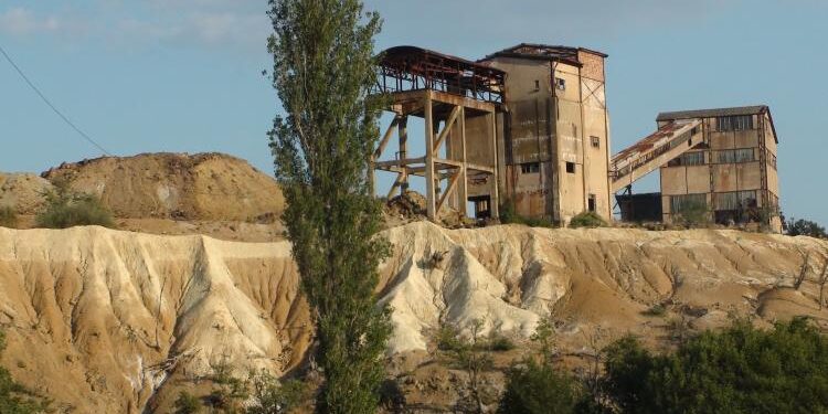 Ερώτηση Γκαρά στη Βουλή για την απόρριψη έργου αποκατάστασης των μεταλλείων της Κίρκης, ύψους 5 εκ. ευρώ