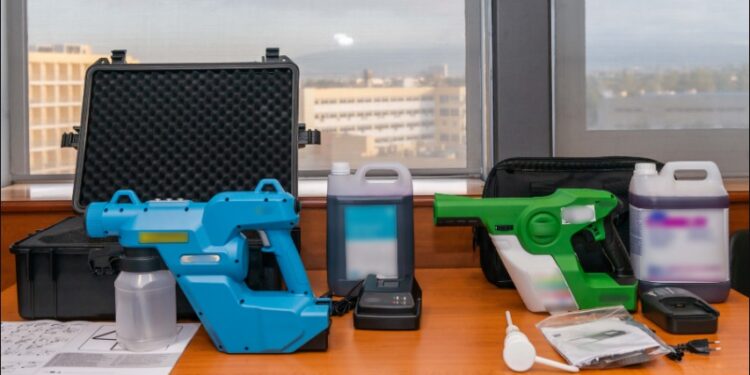Άλλες (221) συσκευές απολύμανσης χώρου κατανέμονται στις Υπηρεσίες της Ελληνικής Αστυνομίας