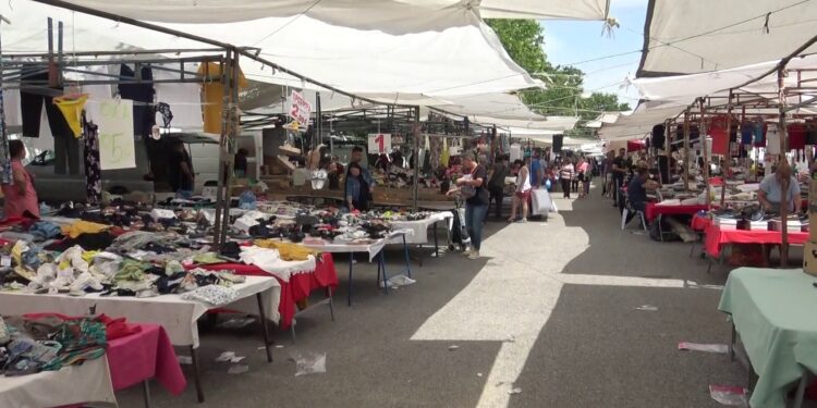 ΚΛΕΙΝΟΥΝ ΤΗΝ ΕΓΝΑΤΙΑ ΟΔΟ oι μικροπωλητές βιομηχανικών ειδών των παζαριών, στις 11 Ιανουαρίου!