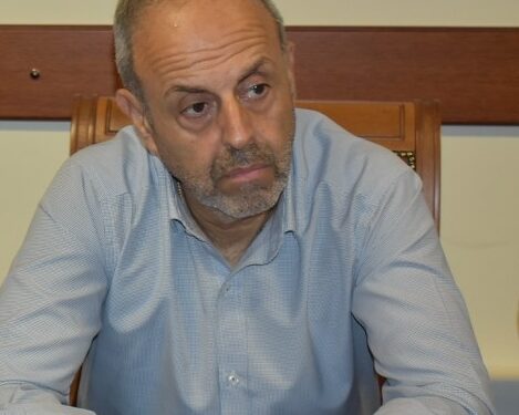 ΞΑΝΘΙΩΤΙΚΑ ΠΑΡΑΣΚΗΝΙΑ – Οικονομική Επιτροπή: Παπαχρόνης και Μελισσόπουλος «στρίμωξαν» τον Δήμαρχο για το δημοτικό ραδιόφωνο αλλά απάντηση δεν πήραν