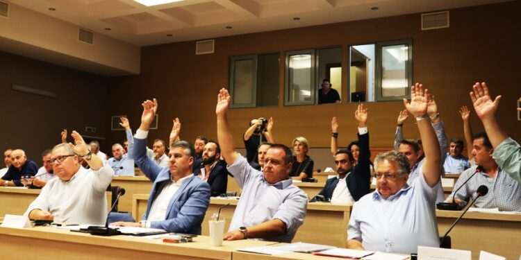 Περιφερειακό Συμβούλιο ΑΜ-Θ:  Απορρίφθηκε το αίτημα της Αντιπολίτευσης  (26-21) για αλλαγή του ΔΣ της ΔΕΣΜ-ΟΣ!