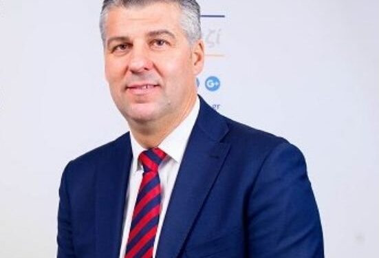 ΣΚΛΗΡΗ ΕΠΙΘΕΣΗ ΑΠΟ ΧΡΙΣΤΟΔΟΥΛΟ ΤΟΨΙΔΗ:  Ο αναποτελεσματικός περιφερειάρχης  Χρ. Μέτιος και οι άλλοι Περιφερειάρχες