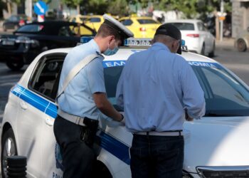 Σσσσσ….Ψίθυροι – Έβρος: Μετέφερε από Τουρκία μετανάστες και ενάμισι κιλό χασίς