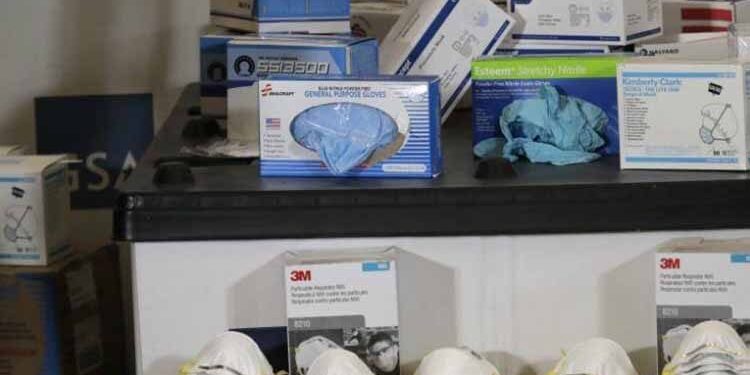 Συνεχίζεται ο εφοδιασμός των αστυνομικών Υπηρεσιών με υγειονομικό υλικό