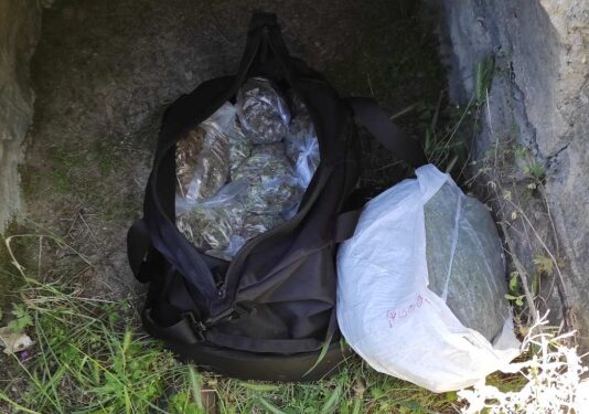 Συνελήφθησαν 4 μέλη συμμορίας για διακίνηση ναρκωτικών στο νομό Καβάλας