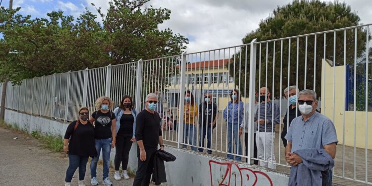 Το 17ο Δημοτικό Σχολείο Ξάνθης επισκέφτηκαν ο Συντονιστής του ΣΥΡΙΖΑ-ΠΣ Ξάνθης, Χατζηθεοδώρου Γιώργος και ο Βουλευτής Ζεϊμπέκ Χουσεΐν