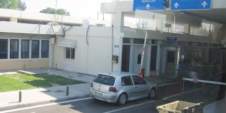 ΑΝΟΙΧΤΑ ΟΛΟ ΤΟ 24ΩΡΟ!  Τελωνεία Νυμφαίας και Εξοχής, «κλειστός» μόνο ο Άγιος Κωνσταντίνος!