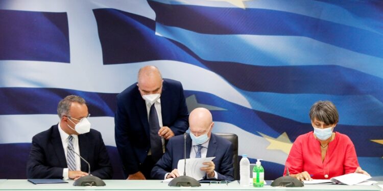 Μνημόνιο Συνεργασίας με την Ελληνική Αεροπορική Βιομηχανία  υπέγραψε το Δημοκρίτειο Πανεπιστήμιο Θράκης 