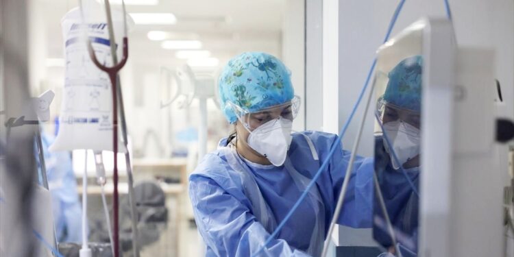 Σσσσ…Ψίθυροι – Βόρεια Ελλάδα: 54 νεκροί από covid 19 σε μια εβδομάδα, όλοι ανεμβολίαστοι!
