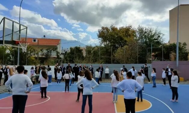 Παραδόθηκαν στα παιδιά της Σαμοθράκης τα γήπεδα  που τους υποσχέθηκε ο Κυριάκος Μητσοτάκης
