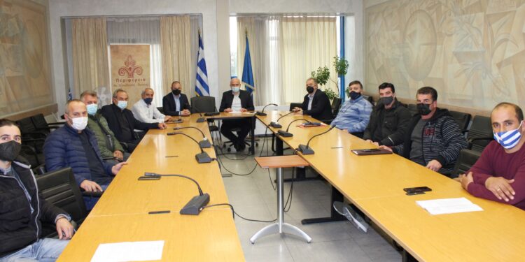 ΜΕΤΙΟΣ ΣΕ ΚΤΗΝΟΤΡΟΦΟΥΣ:  Καταγράψτε τα αιτήματά σας και θα τα  μεταφέρω εγώ στην ηγεσία του Υπουργείου