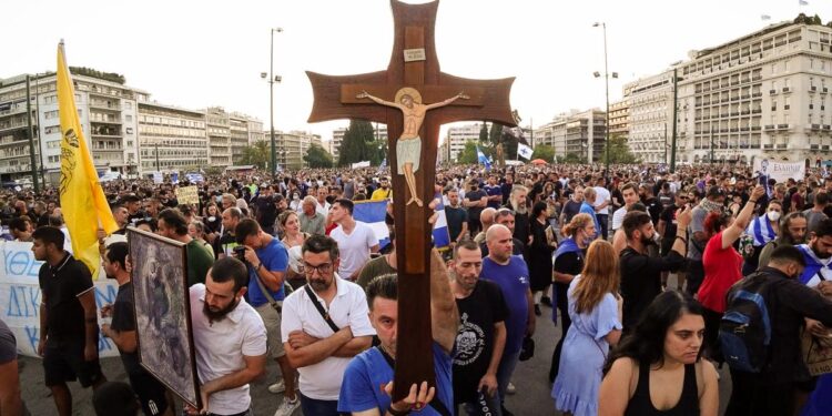 Κορωνοϊός: Στον εισαγγελέα δύο δικογραφίες για 20 αντιεμβολιαστές