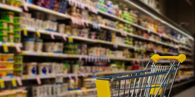 Σσσσσ…..Ψίθυροι – Αλλοδαπός διακινητής μετέφερε με βάρκα από τον  Έβρο 2 παράνομους μετανάστες – Άλλοι 15 περίμεναν στο τούρκικο έδαφος