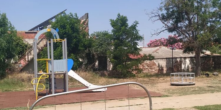 Ολοκληρώθηκαν και παραδόθηκαν για χρήση οι νέες παιδικές χαρές σε οικισμούς του Δήμου Μαρωνείας-Σαπών