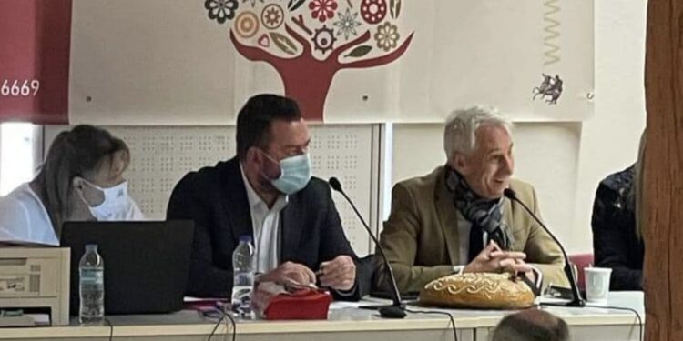 Δημοτικό συμβούλιο Ξάνθης: Αντιπρόεδρος ο Α. Χατζηαντωνίου, γραμματέας η Χαριτωνίδου, χωρίς μάσκα ο Τσέπελης!