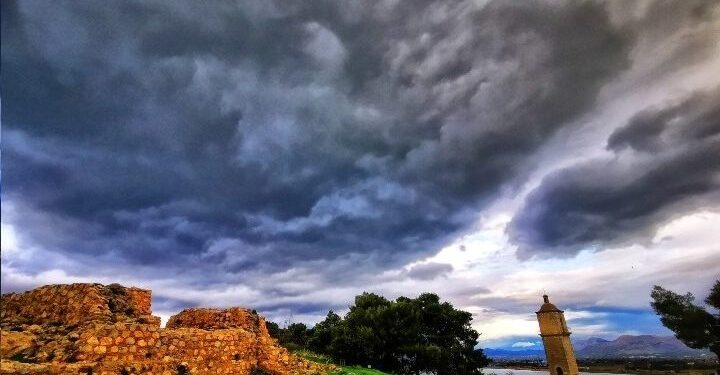 Τοπικές Βροχές Και Καταιγίδες Την Κυριακή Σε Θράκη Και Αν. Μακεδονία