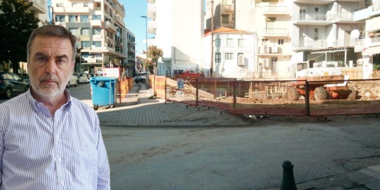 ΑΥΣΤΗΡΟ ΕΓΓΡΑΦΟ ΣΤΟΝ ΤΡΙΜΙΝΤΖΙΟ! Άφησε ελεύθερο το δρόμο και το πεζοδρόμιο της οδού Τσιμισκή!
