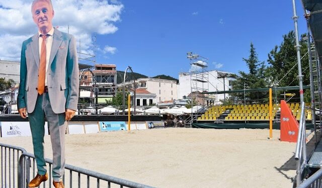 ΠΟΙΑ ΕΙΝΑΙ Η ΑΛΗΘΕΙΑ; Απών ο Δήμαρχος Τσέπελης από το πρωτάθλημα  beach volley λόγω μέσης ή κορονοϊού κυρία Ψωμά;