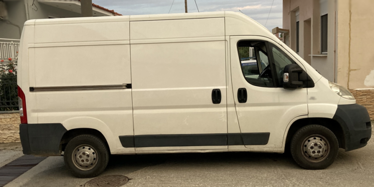 Συνελήφθησαν σε Ροδόπη & Έβρο 5 διακινητές και 17 μη νόμιμοι μετανάστες