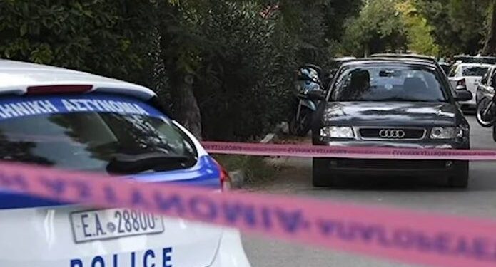 Σοκ στην Καβάλα: Σκότωσε τη γυναίκα και το παιδί του και αυτοκτόνησε
