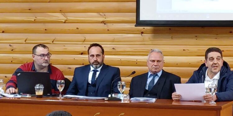 Γ. ΤΣΙΛΙΓΚΙΡΙΔΗΣ: Η νέα εποχή στην ΕΠΣ Ξάνθης με τον νέο Πρόεδρο Γιάννη Δαλακούρα ξεκίνησε! Η νέα διοίκηση.