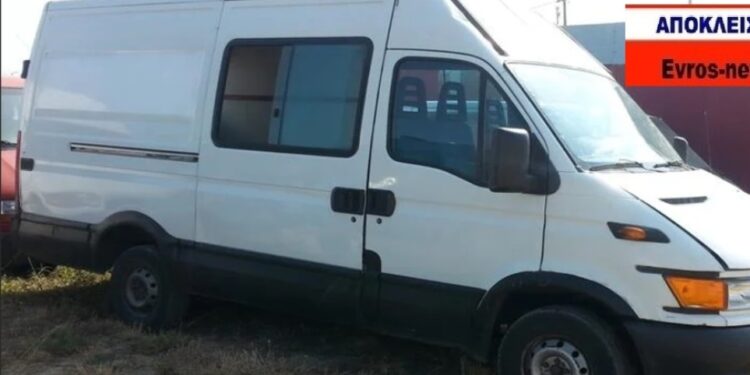 Έκλεψαν βαν της ΕΛ.ΑΣ. έξω από υπηρεσία στο Σουφλί!