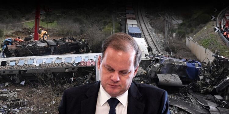 Παραιτήθηκε (επιτέλους) ο Κώστας Καραμανλής. Άλλα έλεγε για τα ασφαλή τρένα πριν μια .. βδομάδα!