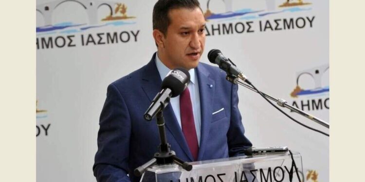 ΕΚΤΑΚΤΟ! Την παραίτησή του υπέβαλλε ο Δήμαρχος Ιάσμου, Οντέρ Μουμίν!