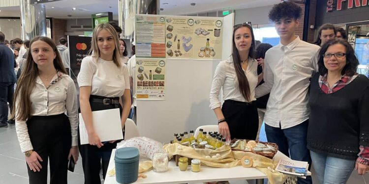 Διδυμότειχο: Προϊόντα ομορφιάς από μετάξι  δημιούργησαν οι μαθητές του 1ου ΕΠΑΛ