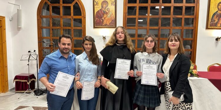 Τον 1ο τιμητικό έπαινο έλαβε το Εκκλησιαστικό Γυμνάσιο Λύκειο Ξάνθης στον Β’ Μαθητικό Διαγωνισμό της Εκκλησίας της Ελλάδος με την ταινία μικρού μήκους «Μεγάλος Βασίλειος, ο διωγμός από τη γη του».