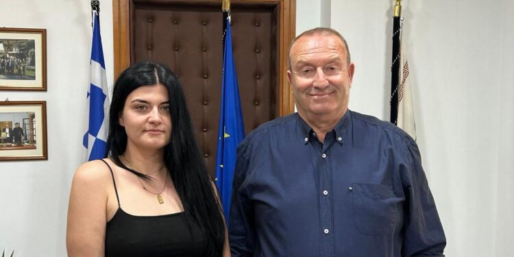 Υποψήφια με την παράταξη «Δημοτική Αλλαγή» και τον Θωμά Μίχογλου η κ. Μπαμπαΐτου Ράνια στο Δήμο Τοπείρου.