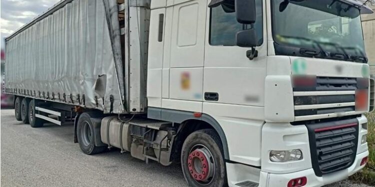 Συνελήφθησαν 8 διακινητές σε Έβρο, Καβάλα και Ροδόπη, γιατί διακινούσαν 29 λαθρομετανάστες. (φώτο)