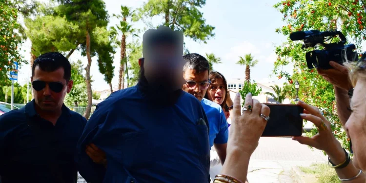 Ναύπλιο: Υπό κράτηση ο Aρχιμανδρίτης  που έστειλε χυδαία βίντεο σε 12χρονο