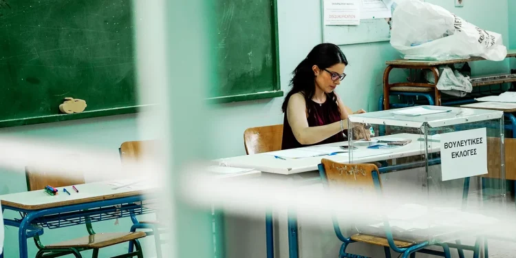 Εκλογές 2023: Όλα έτοιμα για την κάλπη της Κυριακής -21.253 δικαστικοί αντιπρόωποι παρέλαβαν εκλογικό σάκο