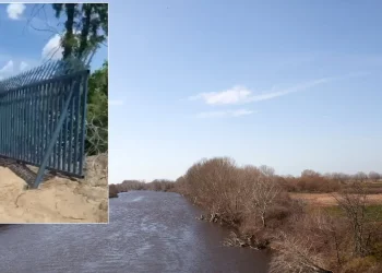 Στήνουν πρόχειρο φράχτη στον Εβρο, απέναντι από τη νησίδα στη Νέα Βύσσα