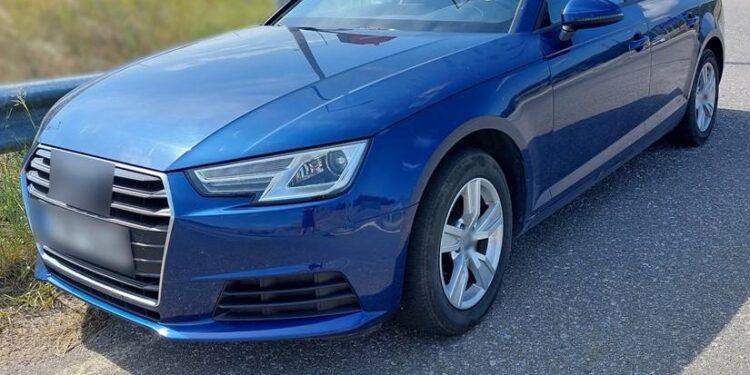 Συνελήφθησαν 2 διακινητές στον Έβρο  οι οποίοι προωθούσαν στο εσωτερικό της χώρας, 9 λαθρομετανάστες.  