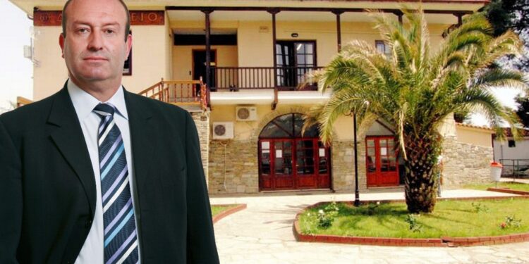 «ΒΟΜΒΑ» ΘΩΜΑ ΜΙΧΟΓΛΟΥ! Έδωσε στη δημοσιότητα 68 υποψήφιους δημοτικούς συμβούλους που κατεβαίνουν μαζί του στον Τόπειρο!