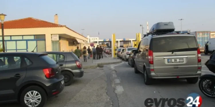 Έβρος: «Κλινικά νεκρός» ο 57χρονος που παρασύρθηκε από ΙΧ που οδηγούσε 33χρονος αλλοδαπός  έπειτα από διαπληκτισμό στα σύνορα